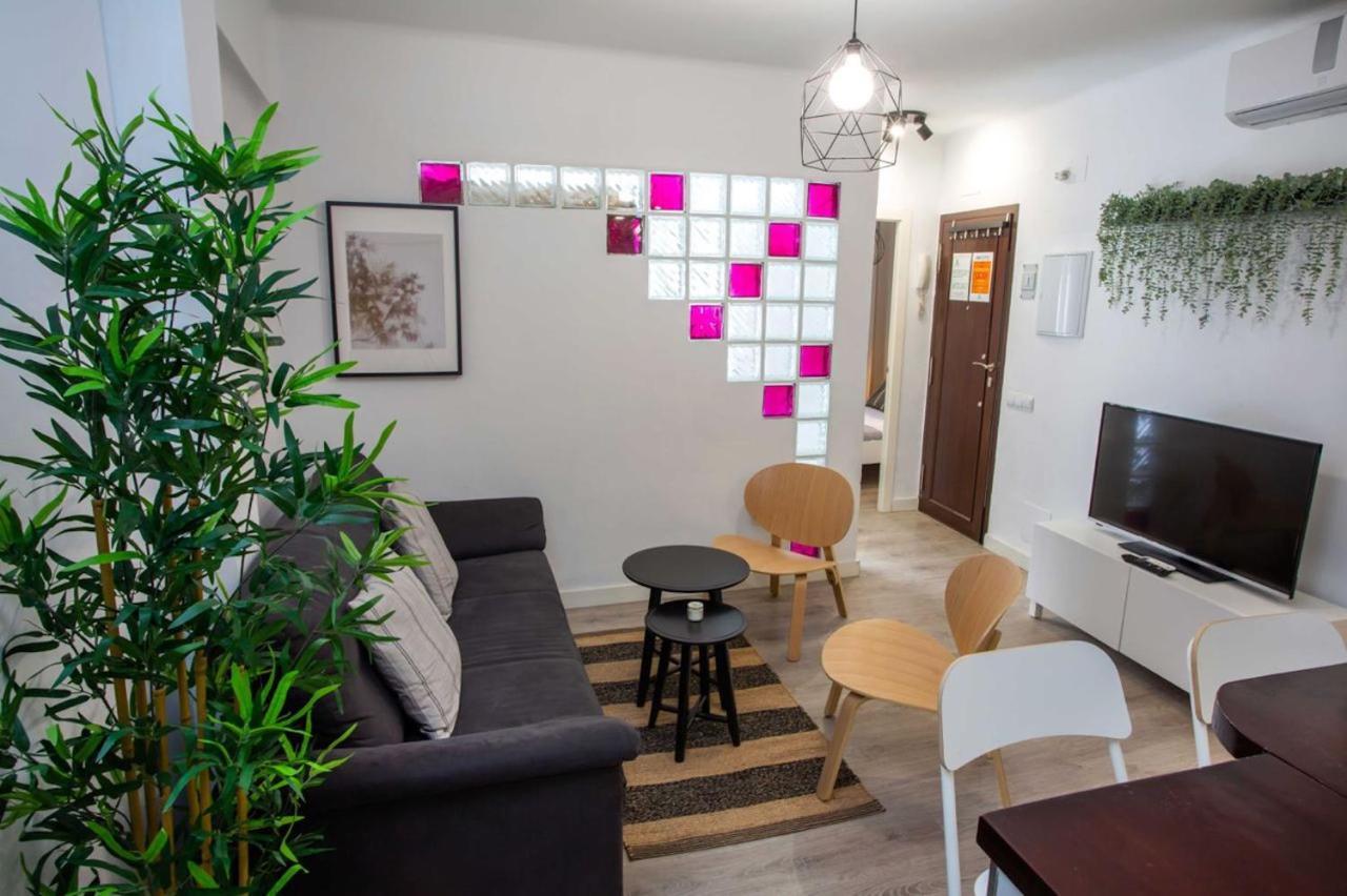 Holidays2malaga Lagunillas 3 Bedrooms Downtown Local Area 500mb Free Wifi Apartment *