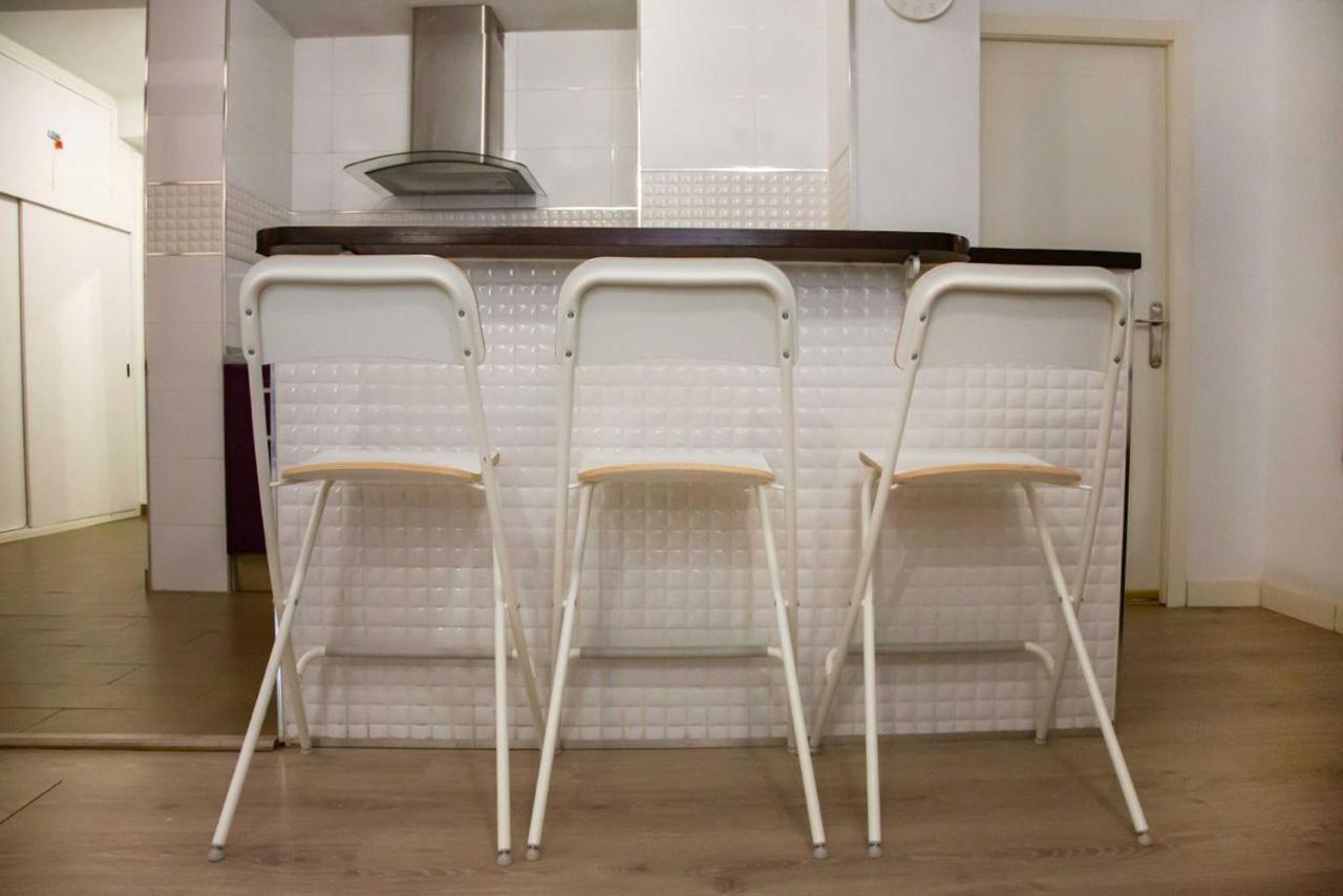 Apartment Holidays2malaga Lagunillas 3 Bedrooms Downtown Local Area 500mb Free Wifi Málaga
