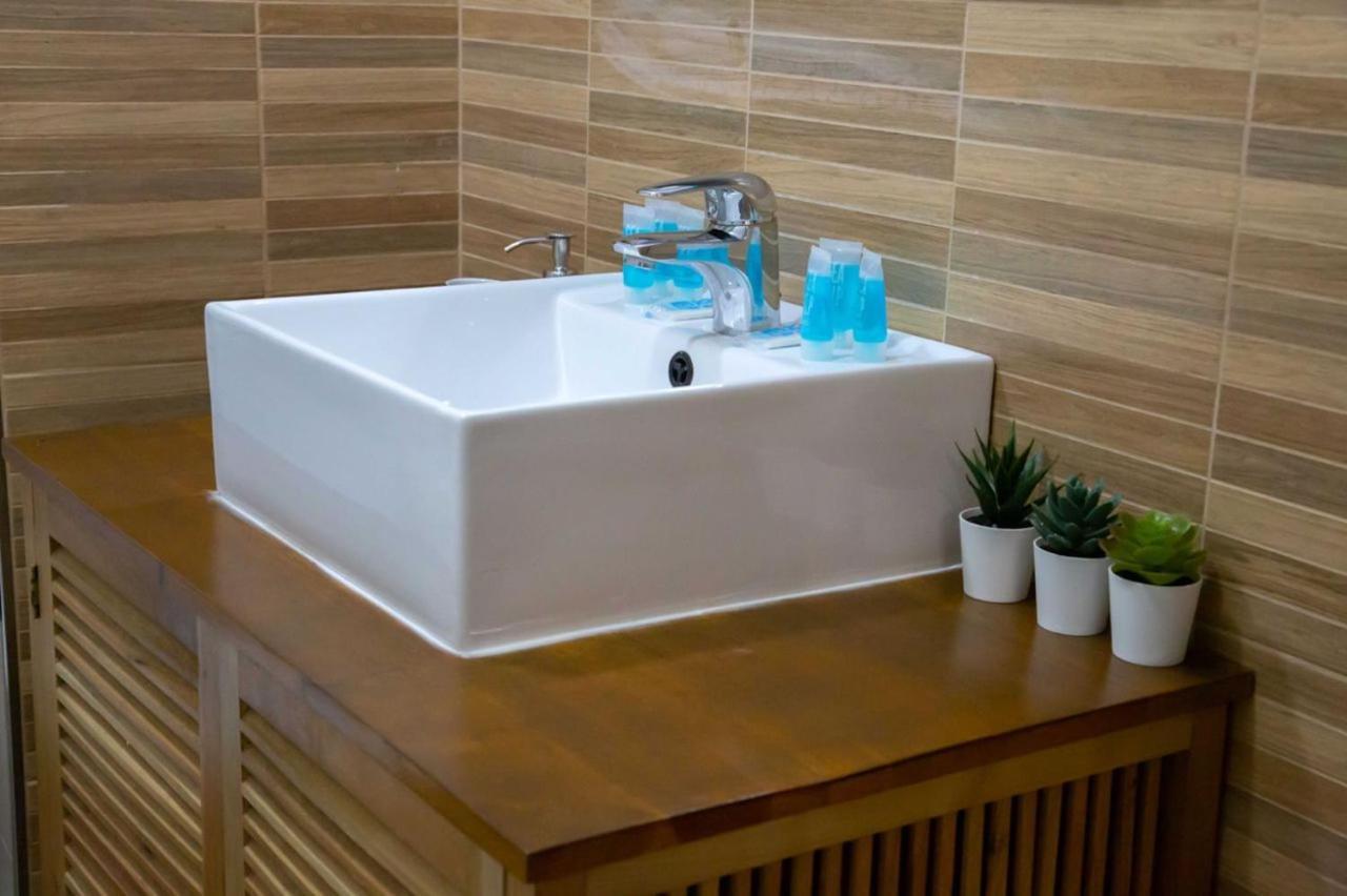 Holidays2malaga Lagunillas 3 Bedrooms Downtown Local Area 500mb Free Wifi Apartamento *